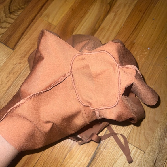 Underwire MID Thigh Bodysuit - Picture 2 of 5